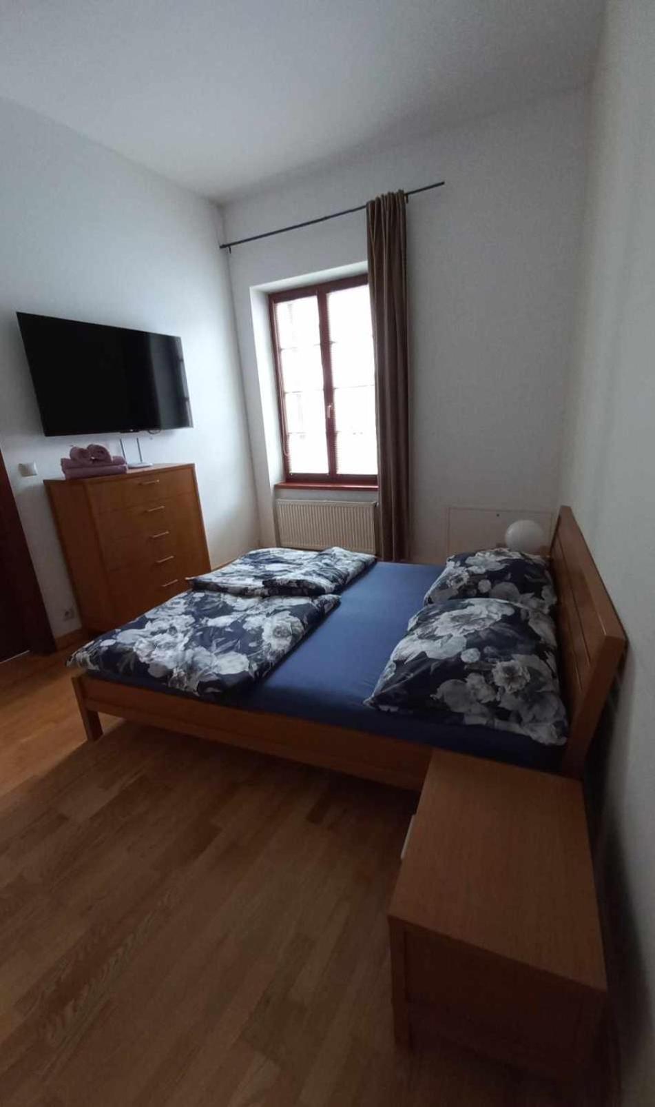Apartman Pistacia Priame Centrum Bb バンスカー・ビストリツァ エクステリア 写真